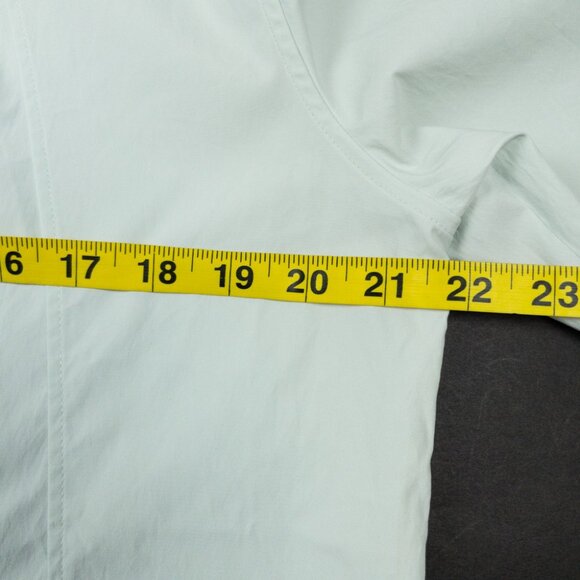 Athleta Midtown Shirt Women's Large Pale Green Button-Up Long Sleeve Polyester - Picture 12 of 12